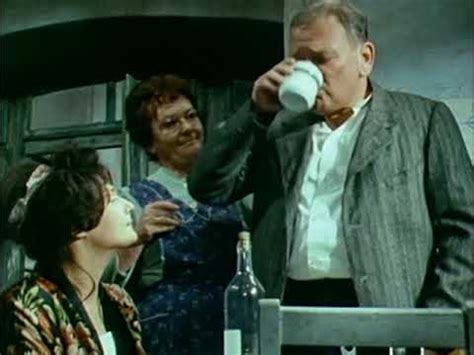 Похождения бравого солдата Швейка (1972, ФРГ, Австрия) 8/13 - YouTube
