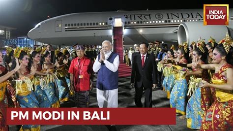 Pm Modi Arrives In Bali For G20 Summit Receives Rousing Welcome From Indian Diaspora Youtube