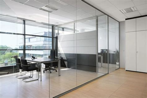 Tuffen Glass Office Partitions With Hardware 12 Mm At Rs 395 Sq Ft In