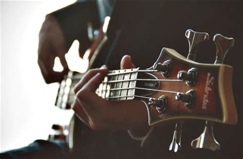 Top Best Online Bass Lessons National Guitar Academy