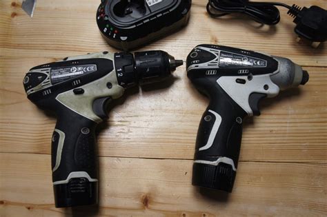 Makita Twin Set 10.8v Li-Ion Cordless HP330D Combi Drill TD090D Impact ...