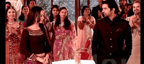 Pin By Aleor On Iss Pyar Ko Kya Naam Doon Arnav And Khushi Arnav