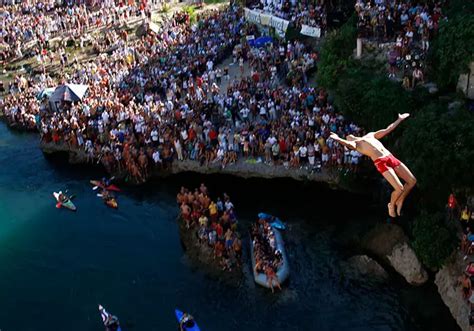 Leap of faith: Jumping off the Old Bridge in Mostar - Bored Daddy