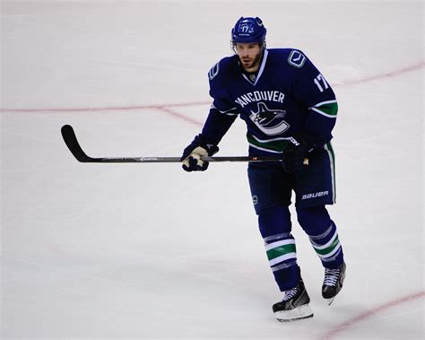 Ranking The Top 10 Vancouver Canucks Players Of All Time