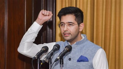 Raghav Chadha Surrounded All Round On The Statement Of Transfer Of Officers Yogendra Yadav Said