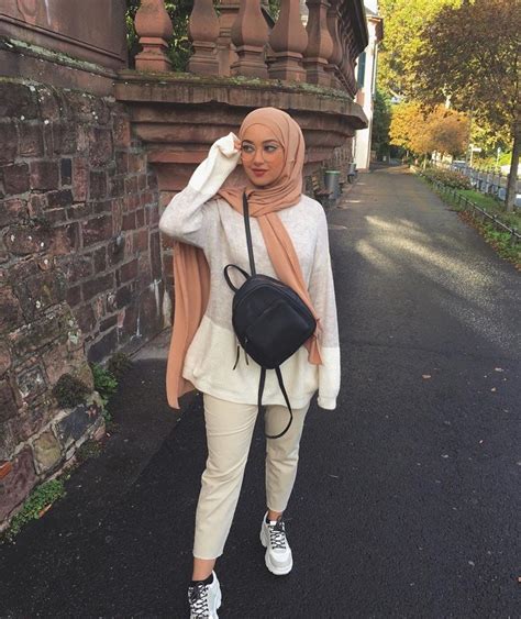 Pin By Hajar Abdellaoui On Fits Hijabi Outfits Casual Muslimah