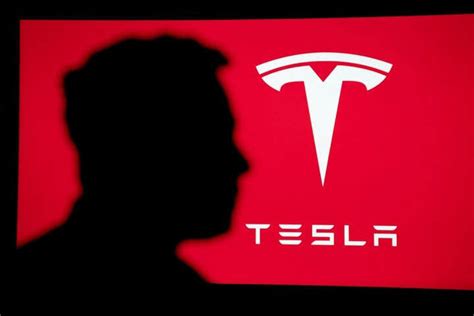 Elon Musks Tesla Faces Fsd Uptake Challenge As Only 2 Of Free Trial