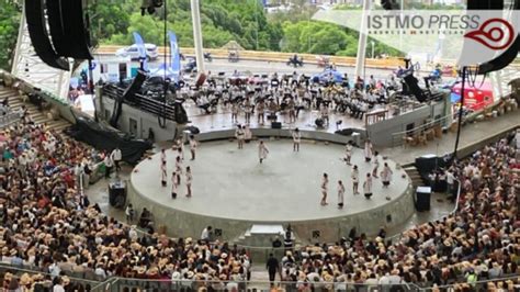 Tras 91 años de celebración por primera vez seis pueblos de Oaxaca