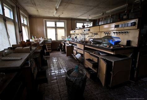 Abandoned research laboratory ⋆ Russian Urban Exploration