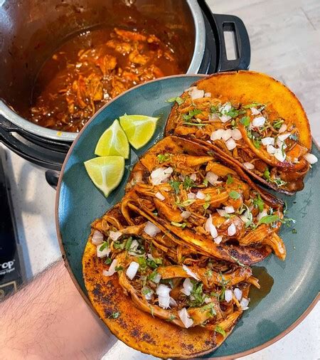 Cómo Hacer Birria De Pollo El Tradicional Platillo Con Todo El Sabor