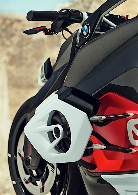 Bmw Motorrad Goes Electric With Naked Vision Dc Roadster Autoevolution