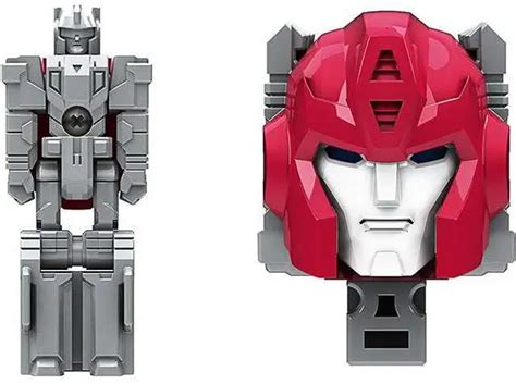 Transformers Generations Titans Return Firedrive Autobot Hot Rod Deluxe Action Figure Hasbro