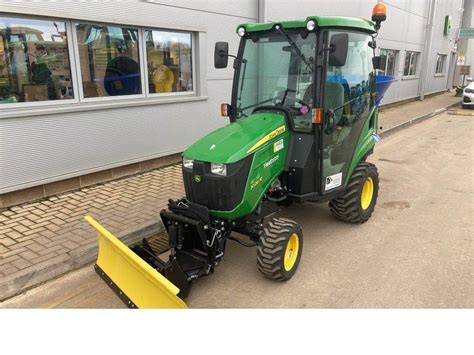 Tractor Mic John Deere R Compact Tractor De Vanzare Utilben