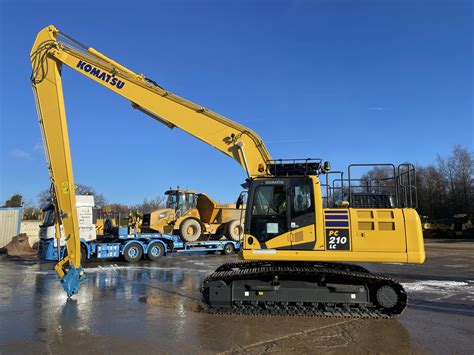 New Komatsu Excavators Arriving For Ridgway Rentals