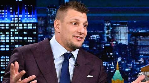 Rob Gronkowski Leaves Jimmy Fallon In Fits Of Laughter As Fox Nfl Star