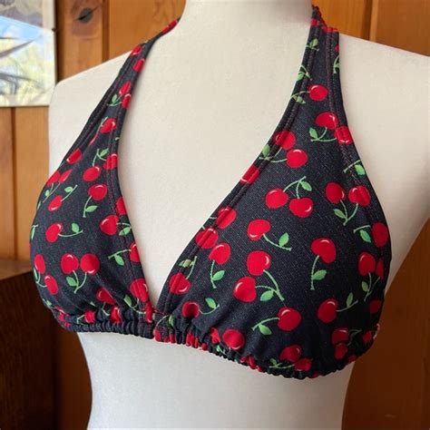 Hot Sexy Cherry Ahrizona Bikini Pics