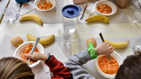 Mensa Scolastica A Trapani Pasta Acida E Proteste Trapanisi It