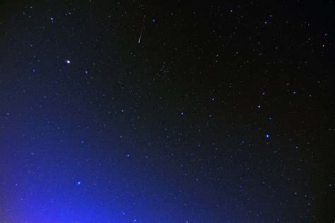 春の大三角と流星 ぐんま天文台