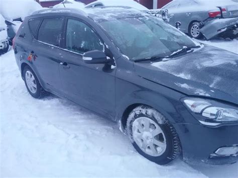 Kia Ceed 1 6 CRDi ECOdynamics Ovilasi Taka Oikea Auto Osix Fi