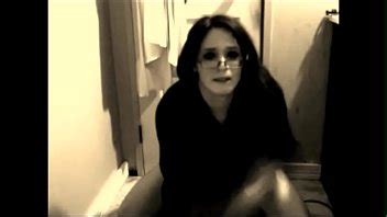 Masturbating Xvideos