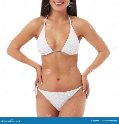 Mujer Muy Sexy Con El Cuerpo En Bikini Elegante Sobre Fondo Blanco Vista Cerrada Foto De