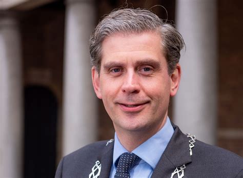 Burgemeester Kolff En Zijn Vrouw Verwachten Tweede Kindje Foto Adnl