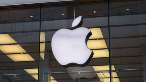 No, Apple Doesn't Own 'Apple Cinemas,' Which Just Got Sued for Brand