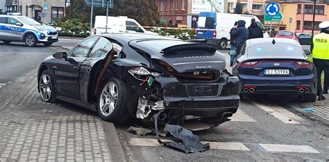 Szybcy I W Ciekli W Orzeszu Kradziony Samoch D St Uczka I Po Cig