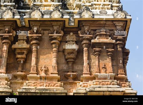 Architecture Details Of Facade Sri Padmanabhaswamy Temple Trivandrum ...