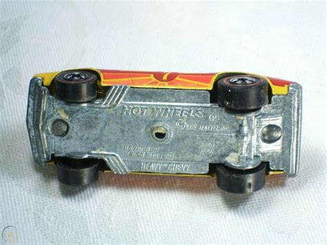 Hot Wheels Flying Colors Redline Heavy Chevy Yellow Hong Kong