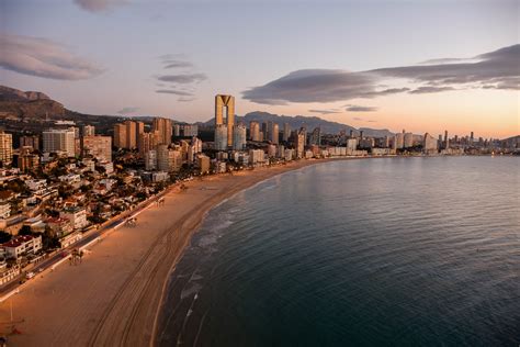 Benidorm Em JULHO Voos Diretos Do Porto 7 Noites Em Hotel De 4