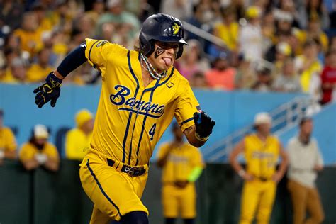 Savannah Bananas play by 'Banana Ball' rules. What you'll see when