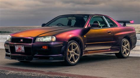 This Is Probably the Worst Nissan Skyline GT-R for Sale, and It’s Not Cheap