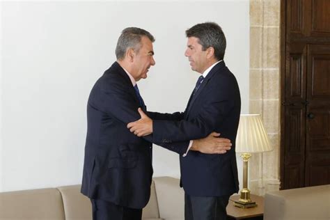 Carlos Maz N Se Re Ne Con Air Nostrum E Iryo En Su Ronda De Reuniones