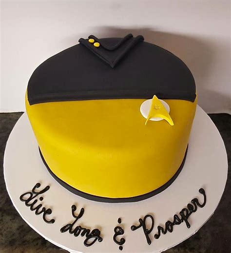 "Star Trek Cake" … | Star trek cake, Star trek party, Star trek birthday