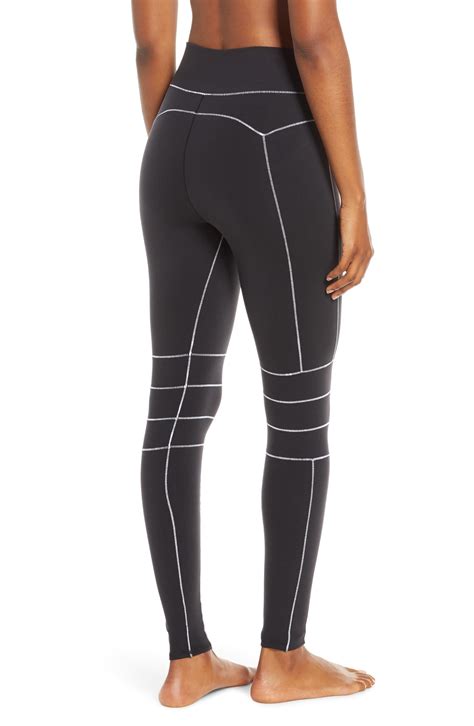 alo yoga endurance leggings