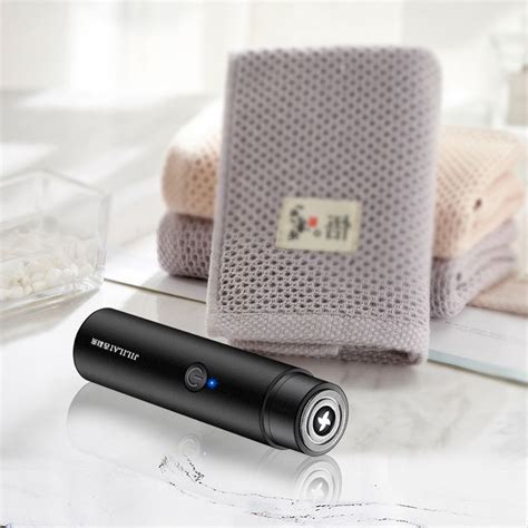 Men Portable Electric Facial Shaver Travel Rechargeable Mini Razor