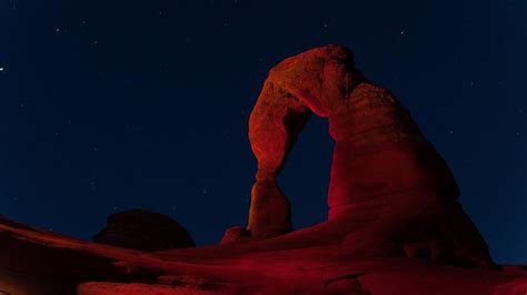 Delicate Arch night - backiee