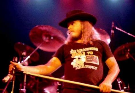 Pin On Lynyrd Skynyrd The Best Ever Ronnie Van Zant Southern Rock