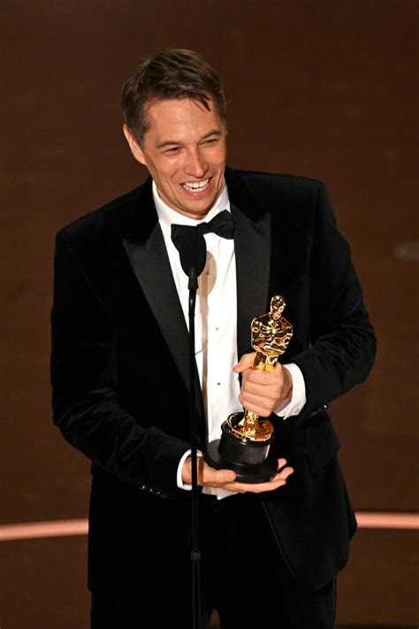 Anora A Sex Worker Tragicomedy Wins Best Picture At Oscars