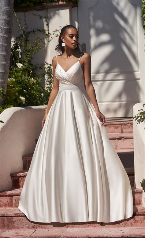 Minimalist Wedding Dresses Ideas To Consider Moonlight Bridal