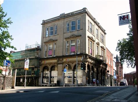 Junction Of Redwell And Queen Streets © Evelyn Simak Cc By Sa 2 0