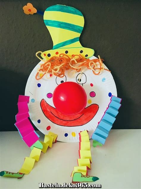 Schelm Pappteller - ein ausgezeichnetes DIY zu Händen Karneval