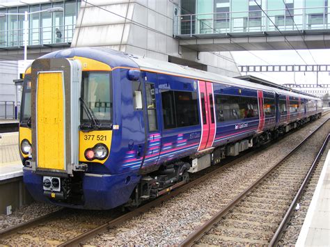 Class 377 377521 First Capital Connect Luton Airport Park Flickr