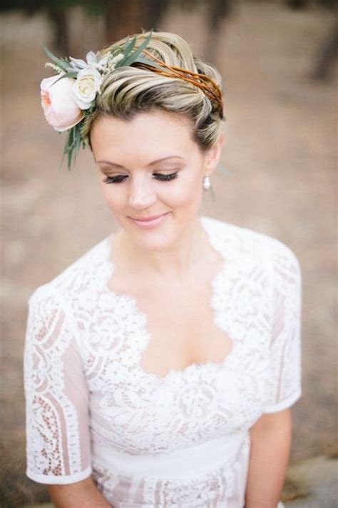 Les Plus Belles Coiffures De Mariage Sur Cheveux Courts Marieefr