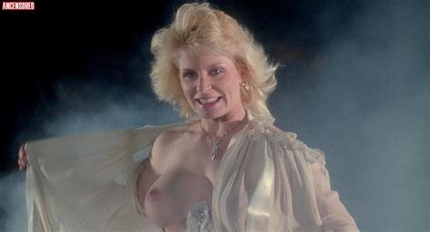 Demon Wind nude pics página 1