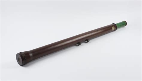 Achromatic terrestrial telescope with bolts for stand | Science Museum