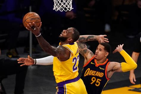 Lakers Warriors Play In Showdown Most Watched Espn Game Since 2019