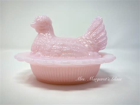 Mosser Glass Crown Tuscan Pink Hen On Nest