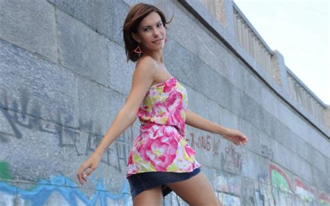 Wallpaper Nadia P Susi R Suzanna Suzanna A Brunette Sexy Desktop Wallpaper Celebrities